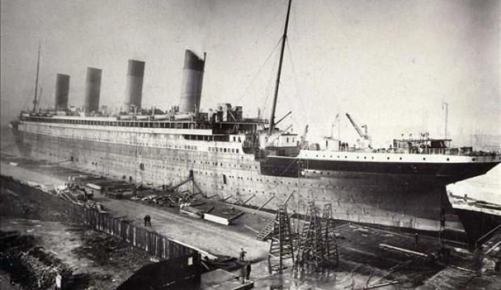 1912'de batan Titanic gemisi yok oluyor