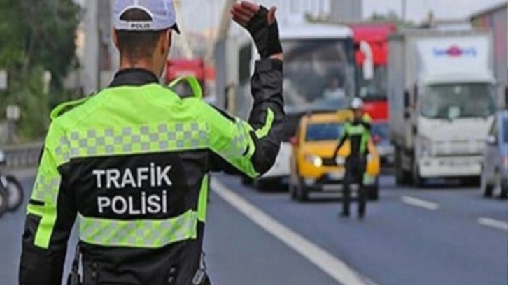 2024 trafik cezaları belli oldu. 2024 yeni trafik cezası zamları . 2024 trafik cezaları ne kadar?