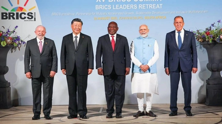 6 ülkenin BRICS'e tam üyeliği onaylandı