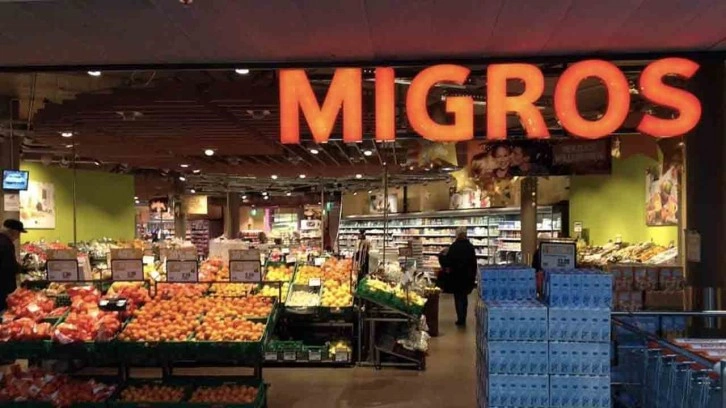 60 yaş üstünün kapısına gidiyor Migros Ramazan erzak kolisi bu yıl iki çeşit