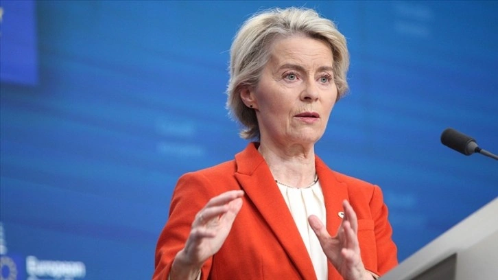 AB Komisyonu Başkanı von der Leyen, "kapılarının Gürcistan'a hala açık olduğunu" beli