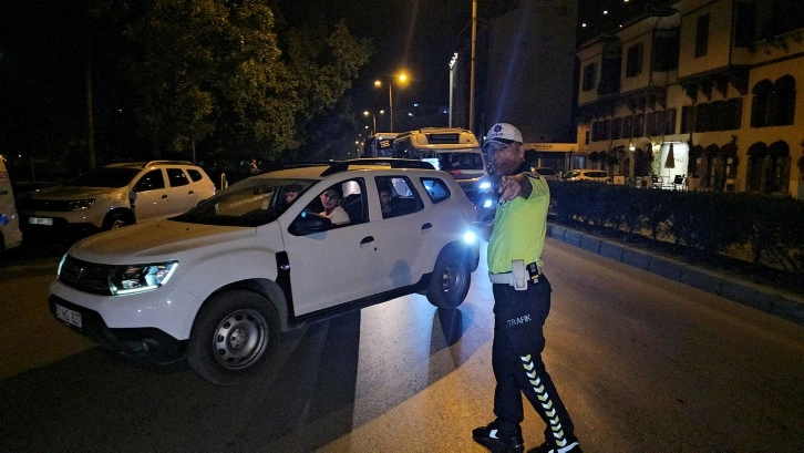 Adana'da 1836 polis ile helikopter ve dron destekli asayiş uygulaması