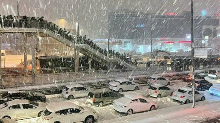 AFAD'dan olumsuz hava koşullarına ilişkin açıklama! 37 il için alarm verildi