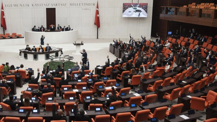 AK Parti ve MHP'den ortak düzenleme! Seçim barajının düşürülmesi teklifi TBMM'ye geliyor