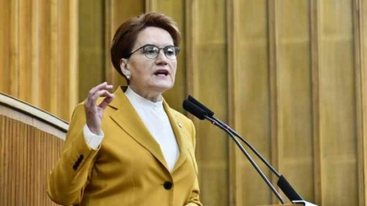 Akşener, eski bakanlarla iftarda bir araya geldi