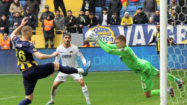 Alanyaspor'u rahat geçen Ankaragücü galibiyet hasretini sonlandırdı