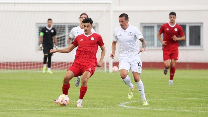 Alex'li Antalyaspor ilk hazırık maçında kaybetti