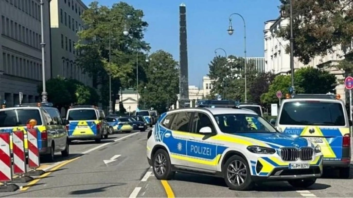 Alman polisinden İsrail Başkonsolosluğunun önündeki eyleme müdahale