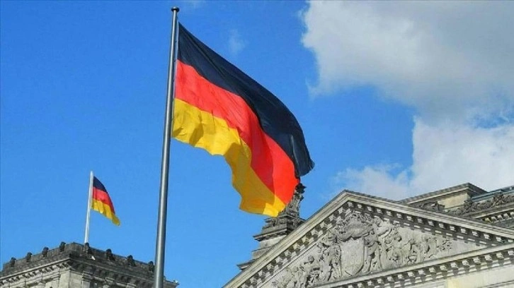 Almanya'da işsizlik beklentinin üzerinde artış gösterdi