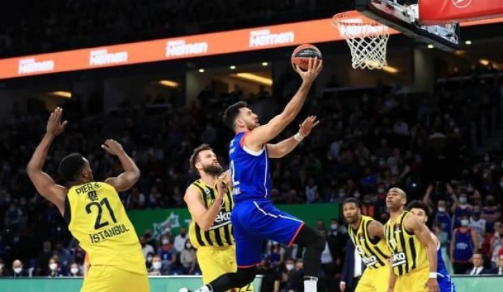 Anadolu Efes-Fenerbahçe Beko maçında rekor kırıldı