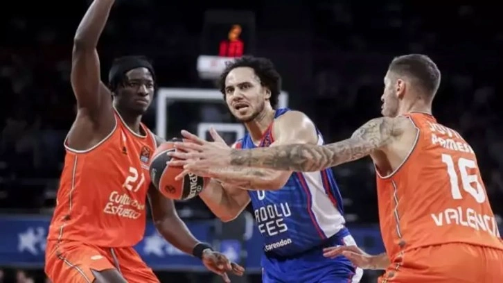 Anadolu Efes, Valencia'ya ilk yenilgisini yaşattı