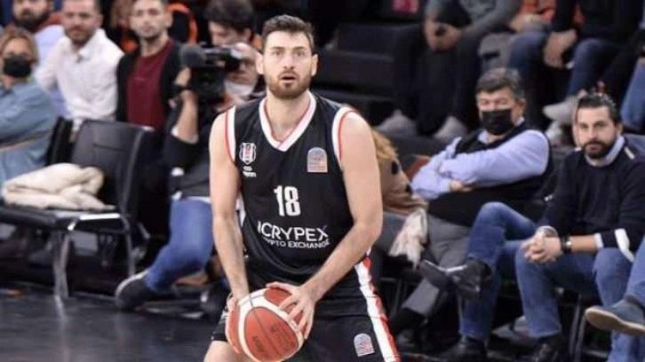 Anadolu Efes'ten bir transfer daha