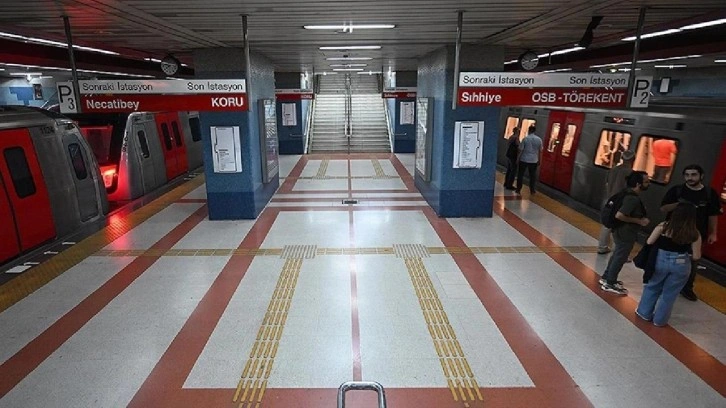 Ankara'da metro seferlerine 'aşırı sıcak' engeli