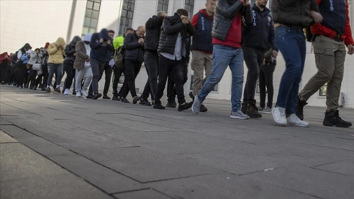 Ankara'da son bir haftada çeşitli suçlardan aranan 1004 kişi yakalandı