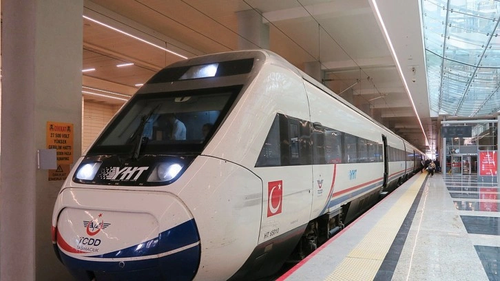 Ankara Eskişehir hızlı tren durakları, güzergahları? Ankara Eskişehir YHT kaç dakika sürüyor?