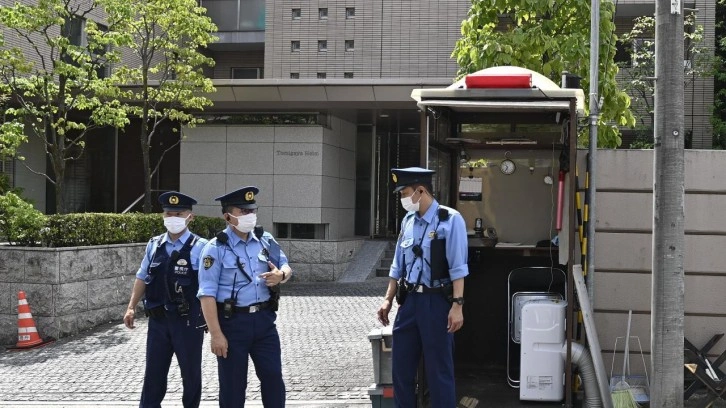 Annesinin cesedini 5 yıl evde sakladı