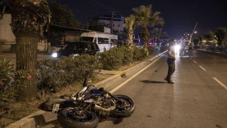 Antalya'da motosiklet kazasında 3 kişi öldü