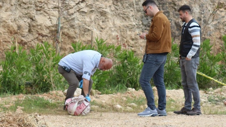 Antalya'da örtüye sarılı ceset sandılar: Kadın maketi çıktı