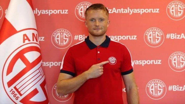 Antalyaspor, Sam Larsson'u transfer etti