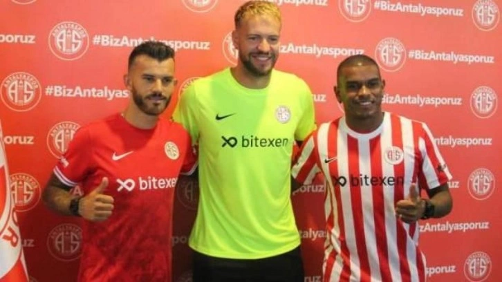 Antalyaspor’dan 3 imza birden