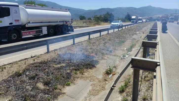 Araçtan atılan sigara izmariti yangın çıkardı