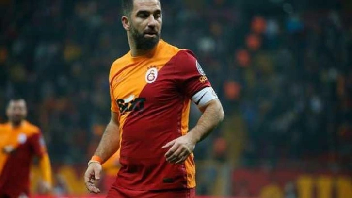 Arda Turan'dan kafaları karıştıran paylaşım!