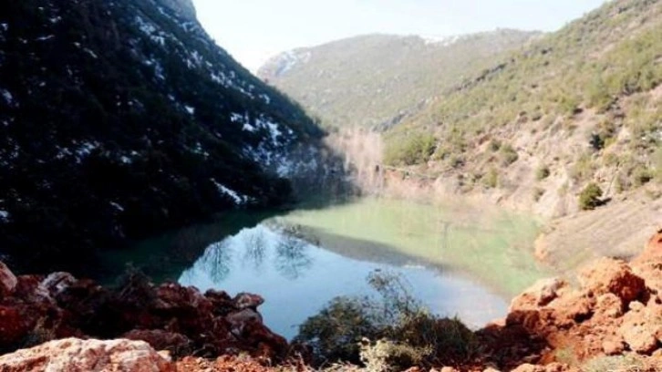 Asrın felaketi sonrası şaşırtan manzara: İki dağ birleşti, yapay göl oluştu!