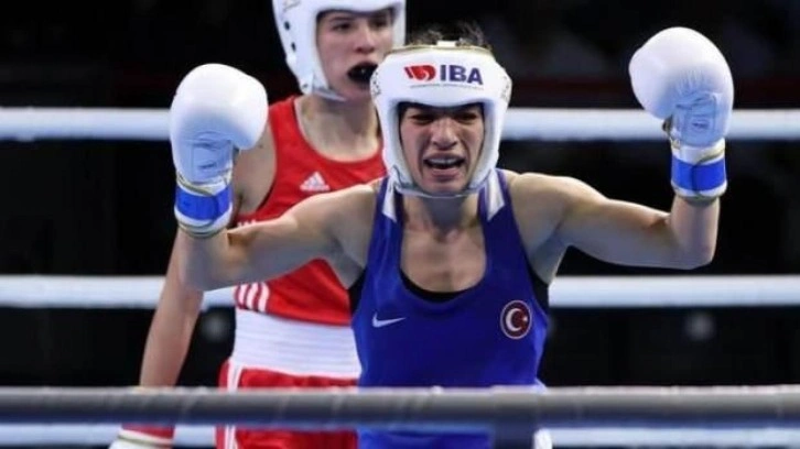 Ayşe Çağırır, Dünya Kadınlar Boks Şampiyonası'nda finalde