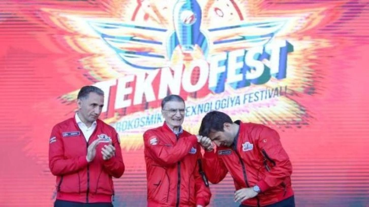 Azerbaycan’da TEKNOFEST rüzgarı esti, yüz binler TEKNOFEST'i kucakladı