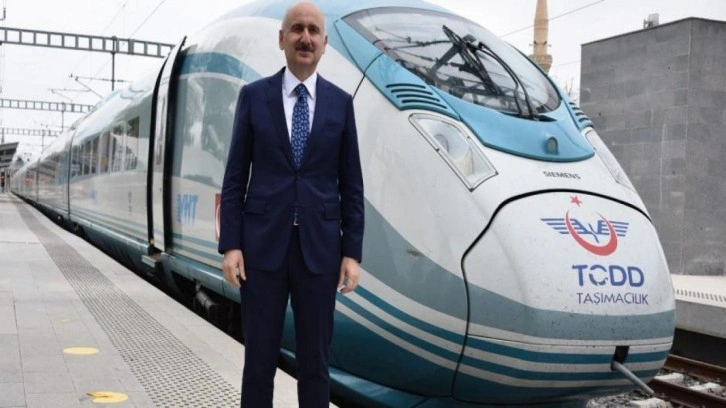 Bakan Karaismailoğlu: Hızlı tren seferlerini 44&rsquo;ten 56&rsquo;ya çıkarıyoruz