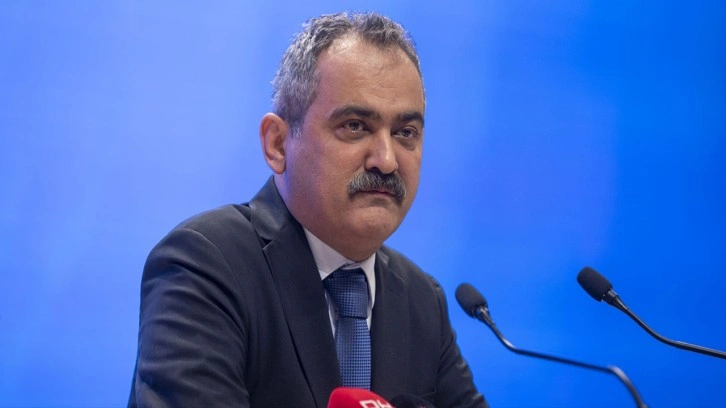 Bakan Özer'den 2022-2023 okul kayıtlarına ilişkin flaş açıklama: Ek ücret ödemeden...