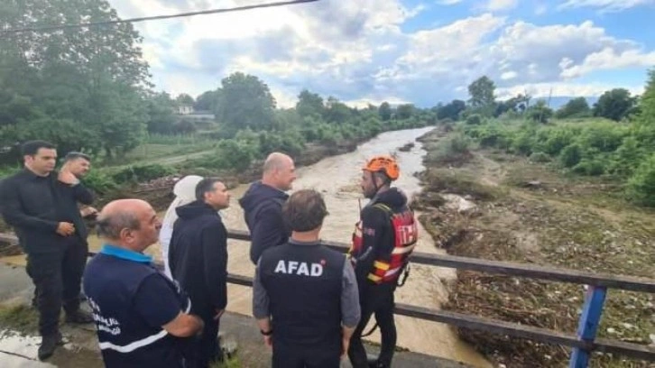 Bakan Soylu, selin vurduğu Düzce'de inceleme yaptı