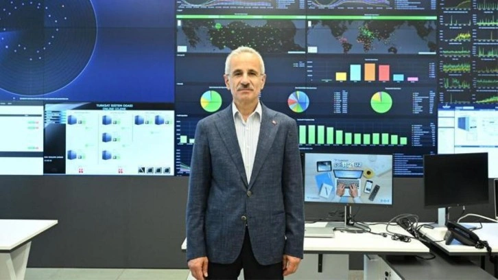 Bakan Uraloğlu: Nüfusumuzun yüzde 86.5'i çevrimiçi