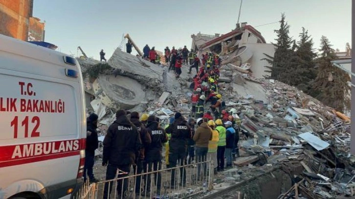 Bakanlıktan deprem bölgesindeki refakatsiz çocuklarla ilgili yeni açıklama