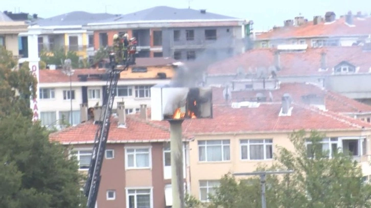 Bakırköy'de hastane bahçesinde yangın