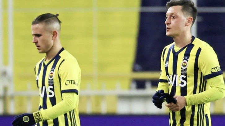 Başakşehir maçında bardak taştı! Fenerbahçe'de Pelkas'ın defteri dürüldü