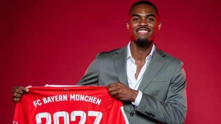 Bayern Münih Ryan Gravenberch’i transfer etti