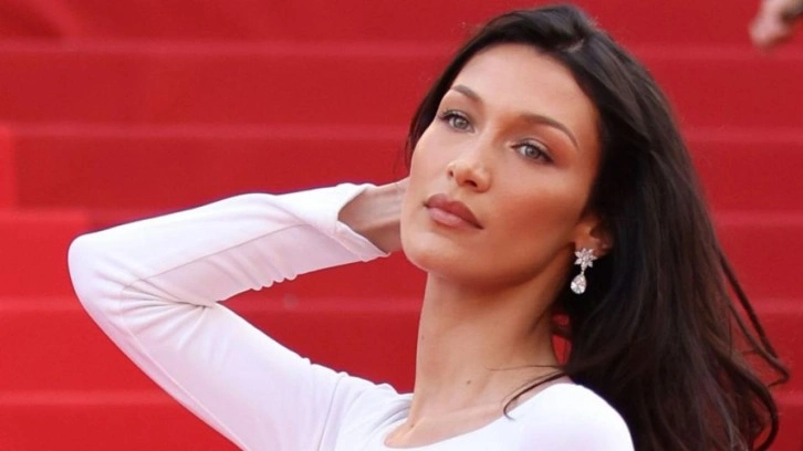 Bella Hadid’in babası: Evimize aldık bizi bir daha içeri sokmadılar