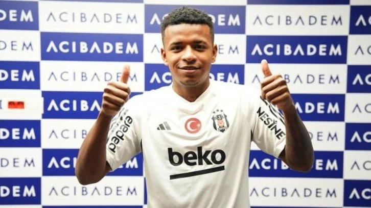 Beşiktaş'ın yeni transferi Arroyo, sağlık kontrolünden geçti