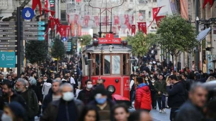 Bilim Kurulu üyesi uyardı: 4-5 farklı tipte virüsle mücadele ediyoruz!