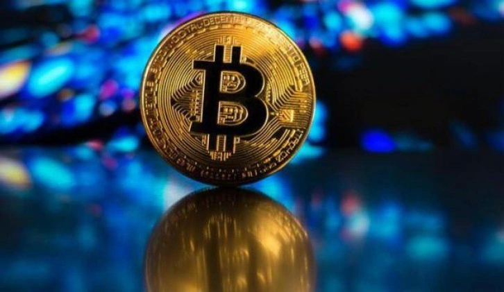 Bitcoin 6 ayın en düşük seviyesine geriledi