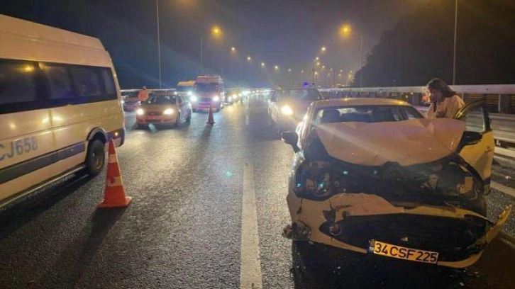 Bolu Dağı viyadüğünde zincirleme kaza: 5 yaralı