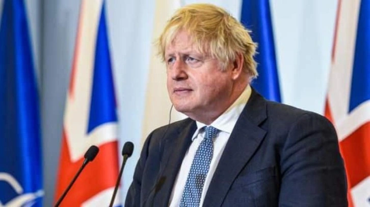 Boris Johnson'ın karantinada parti skandalı: Yeni fotoğrafı ortaya çıktı!