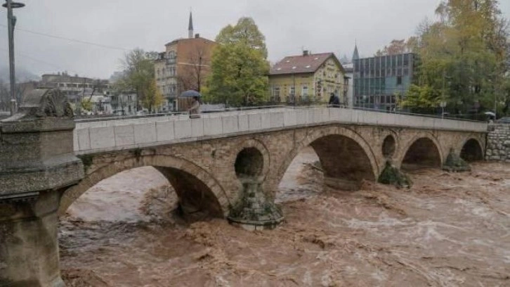 Bosna Hersek'teki selde 30 aile evsiz kaldı