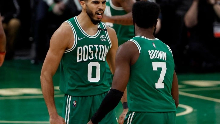 Boston Celtics, Milwaukee Bucks'ı 41 sayı farkla yendi