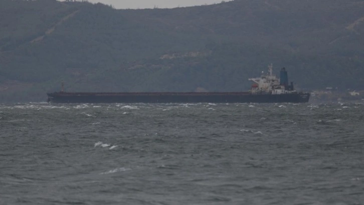 Çanakkale Boğazı çift yönlü olarak kapatıldı