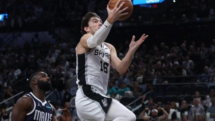 Cedi Osman’lı San Antonio, Clippers’a mağlup oldu