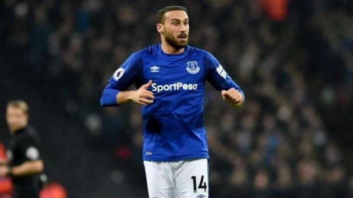 Cenk Tosun, Everton'dan ayrıldığını açıkladı!