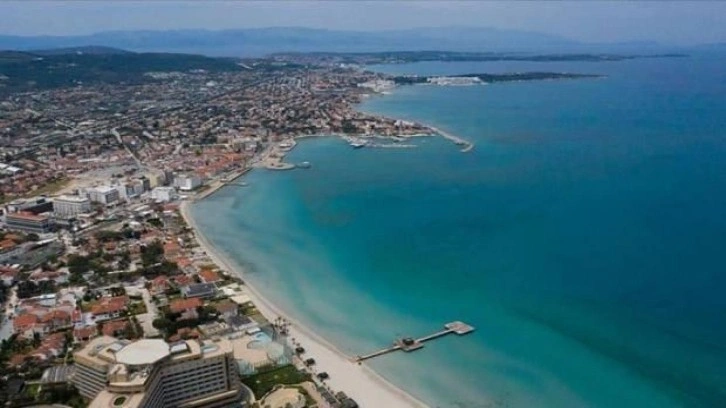 Çeşme'deki otelciler bin depremzedeye iş imkanı sağlayacak