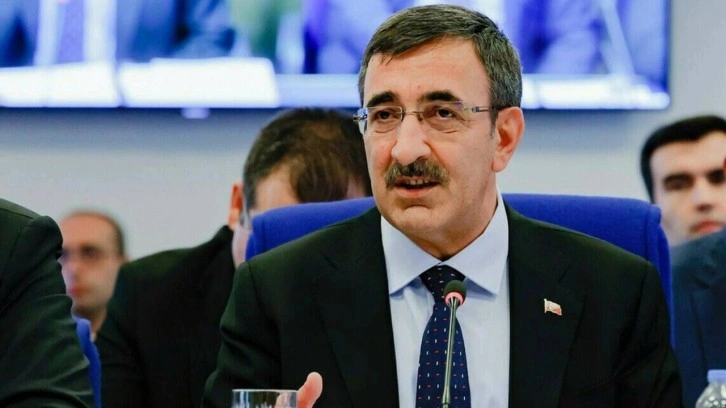 Cevdet Yılmaz: Cari açık başta olmak üzere riskler azalıyor